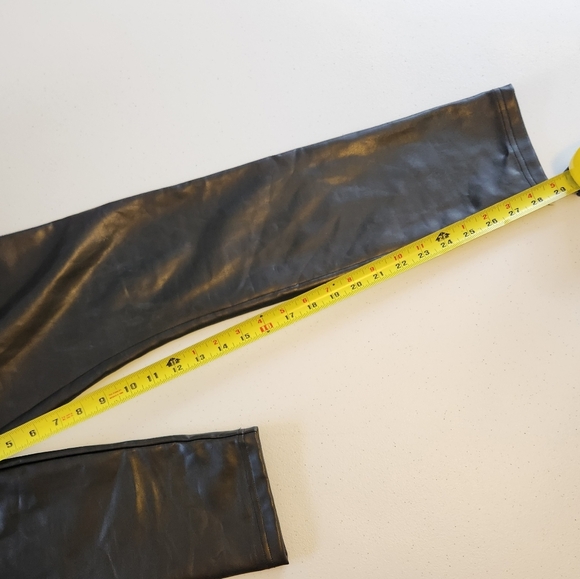 RW&CO High Waisted Rise Black Faux Leather Leggings Tights Pants Stretchy Career - Picture 9 of 12